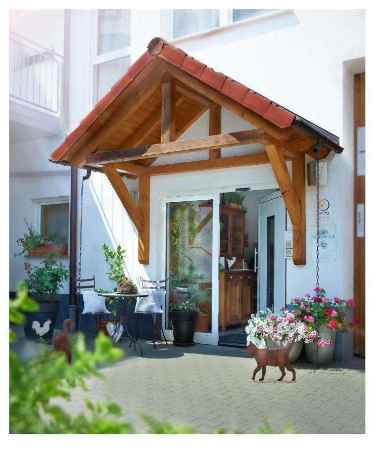Landhaus-Apartments Wattenheim Экстерьер фото