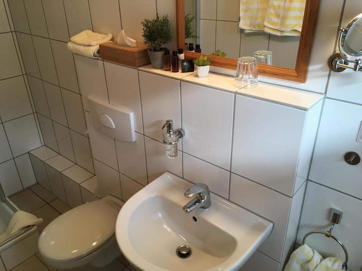 Landhaus-Apartments Wattenheim Экстерьер фото