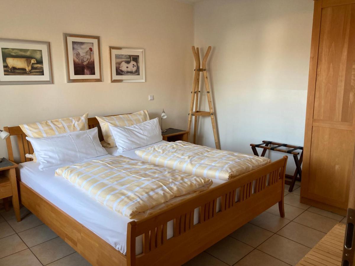 Landhaus-Apartments Wattenheim Экстерьер фото
