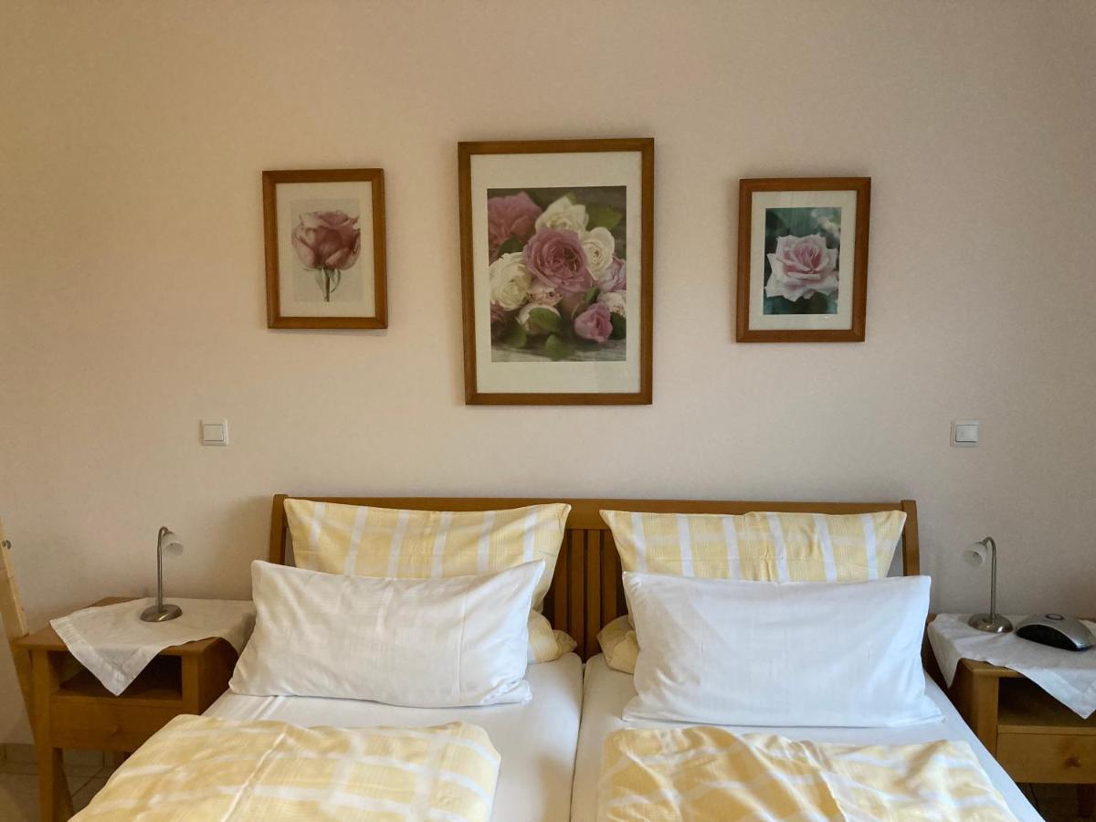 Landhaus-Apartments Wattenheim Экстерьер фото