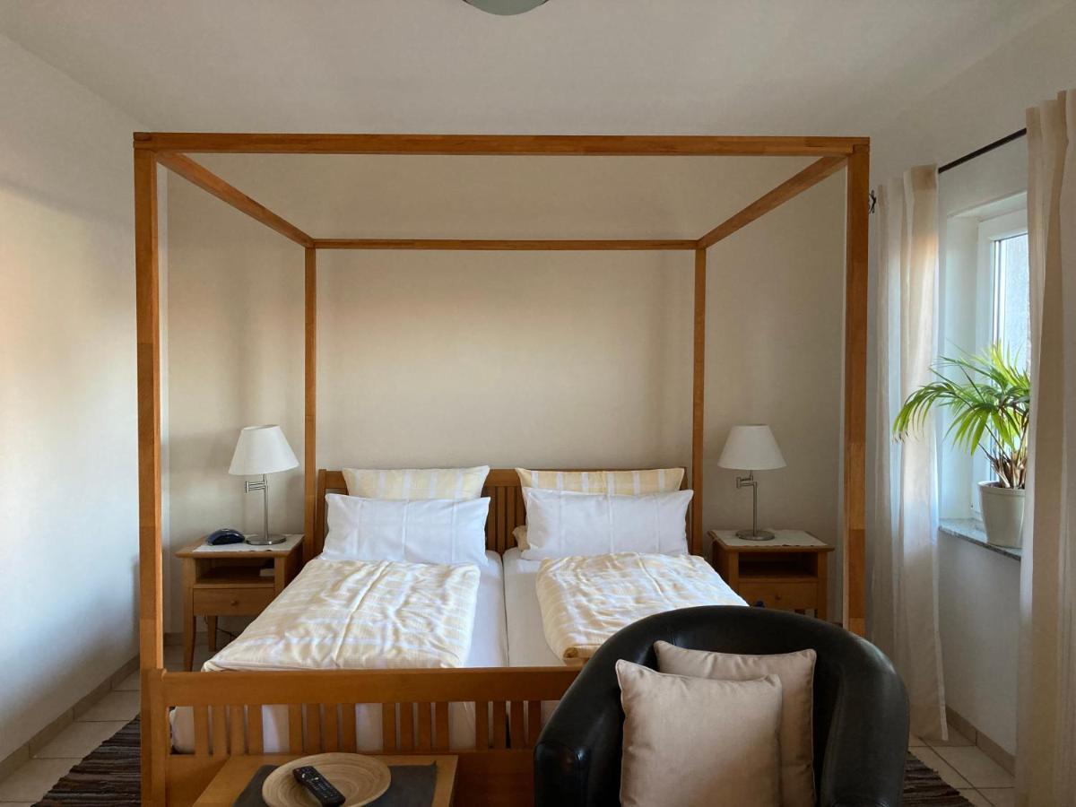 Landhaus-Apartments Wattenheim Экстерьер фото
